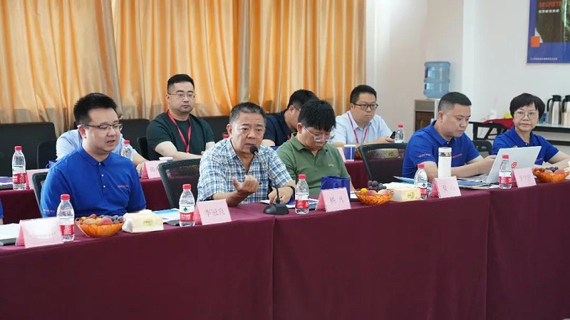 江苏省饲料工业协会到访jxf吉祥坊集团参观交流