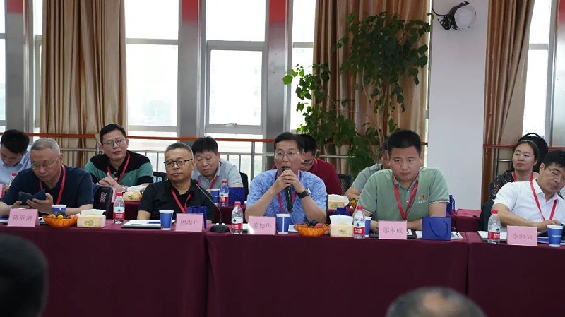 江苏省饲料工业协会到访jxf吉祥坊集团参观交流